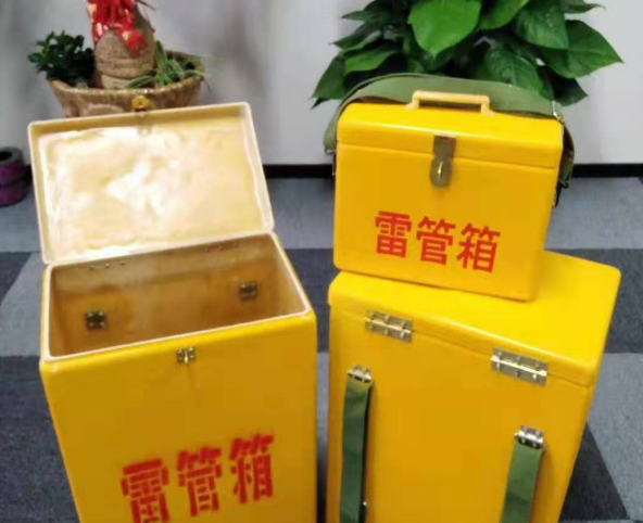 石碌镇玻璃钢雷管箱有哪些特点
