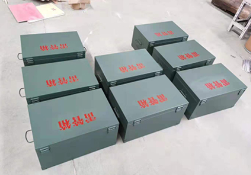 石碌镇炸药箱和雷管箱一般是怎么存放的？